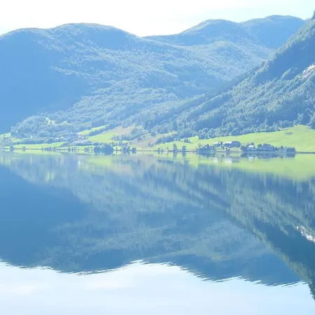 Lake View Holiday Stay In Jolster Årdal Exterior photo